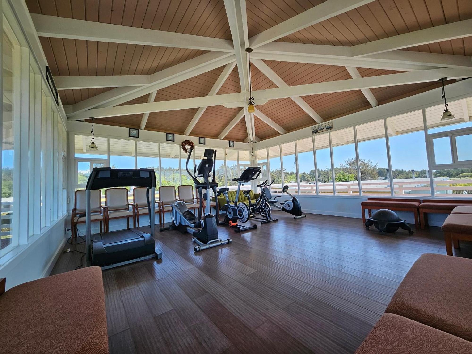 Beachwood Condos & Resort Copalis Beach エクステリア 写真