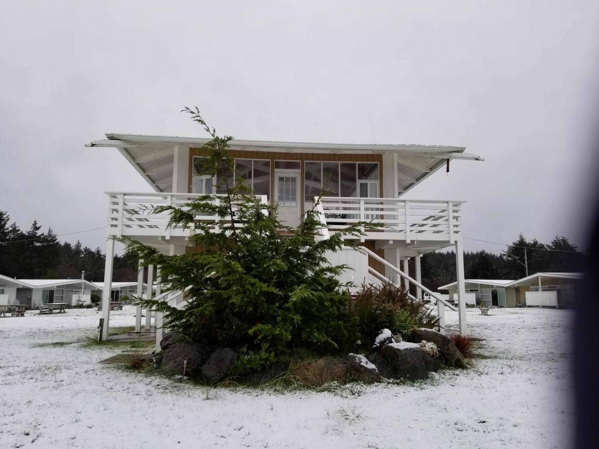 Beachwood Condos & Resort Copalis Beach エクステリア 写真