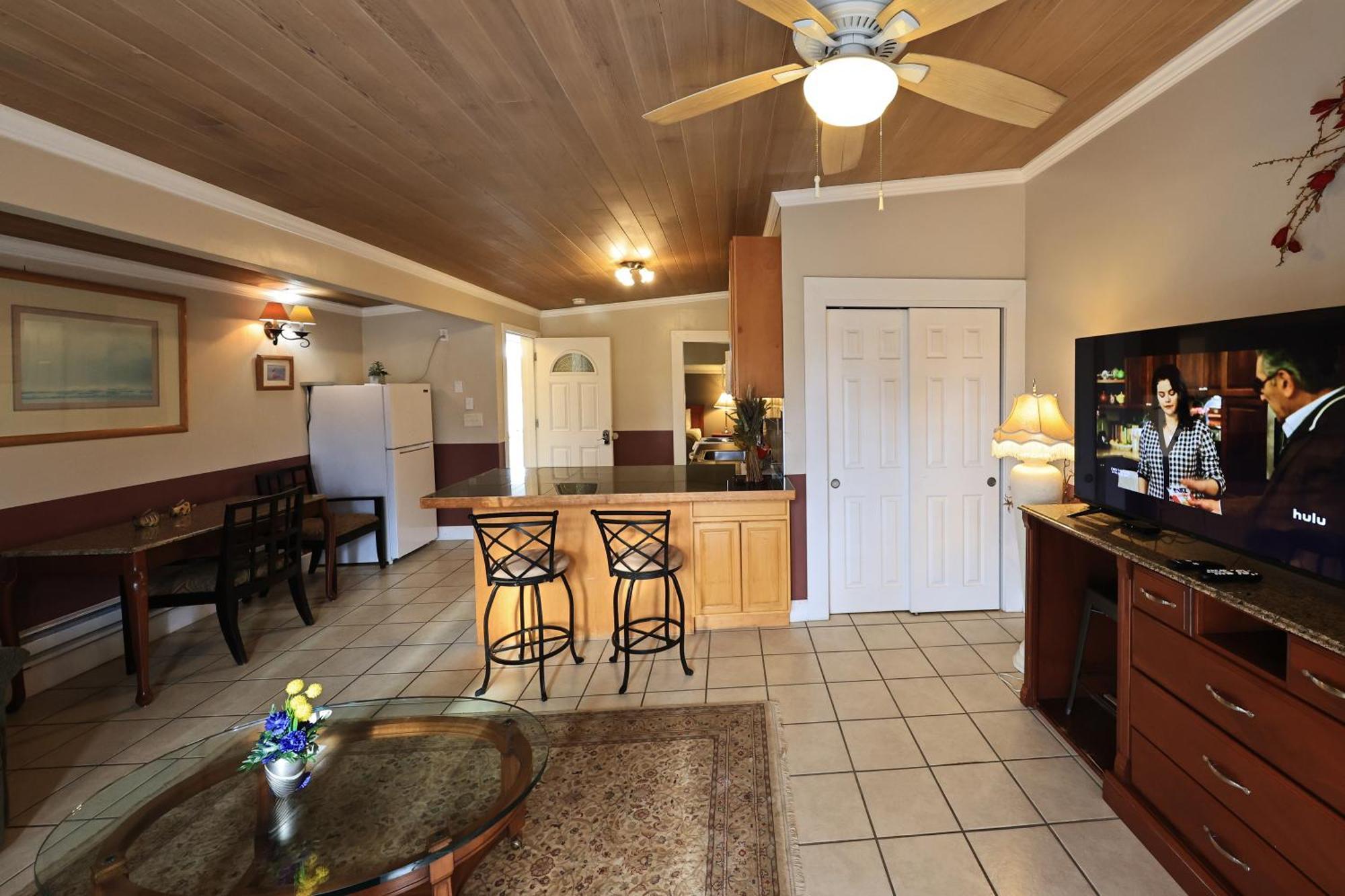 Beachwood Condos & Resort Copalis Beach エクステリア 写真